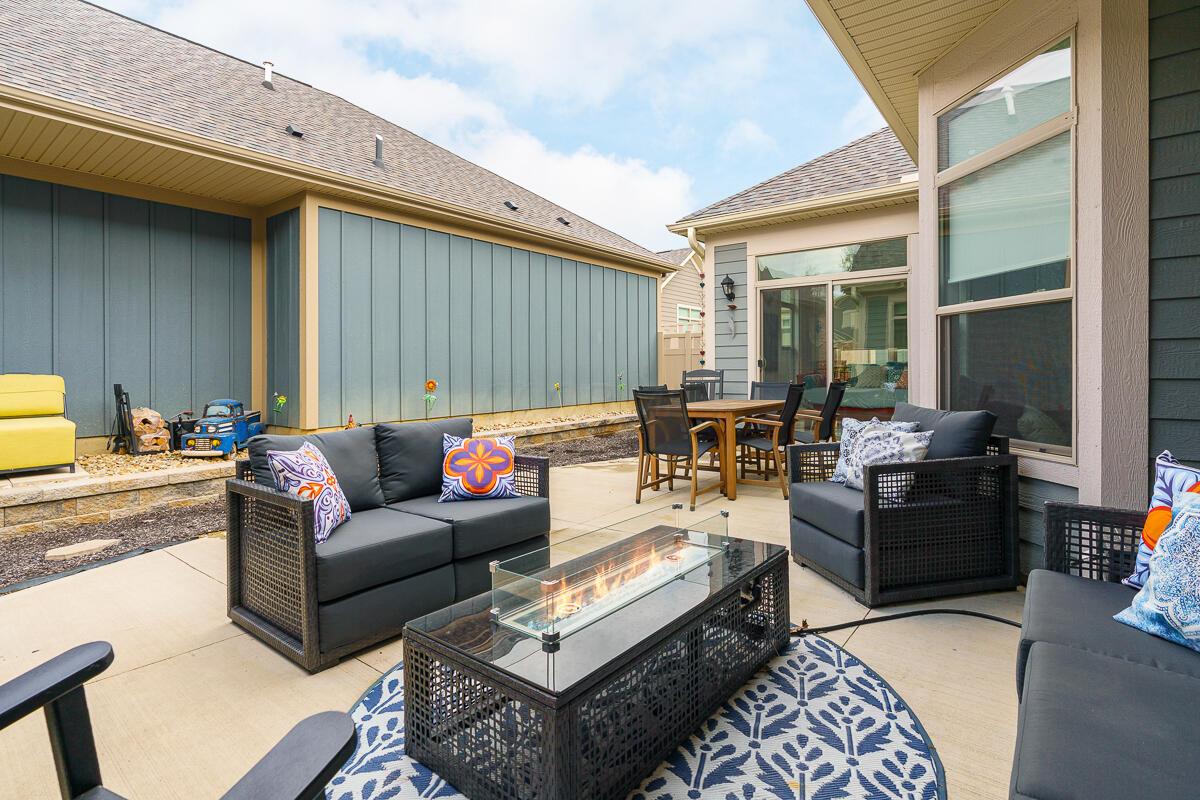6689 Riverrun Lane, Delaware, Ohio image 33