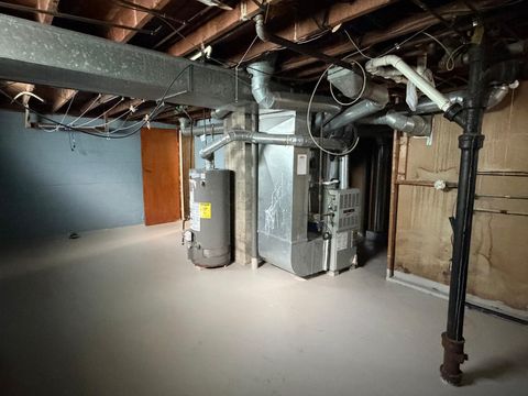 Tiny photo for 112 Valleyview Drive, Dayton, OH 45405 (MLS # 226003151)