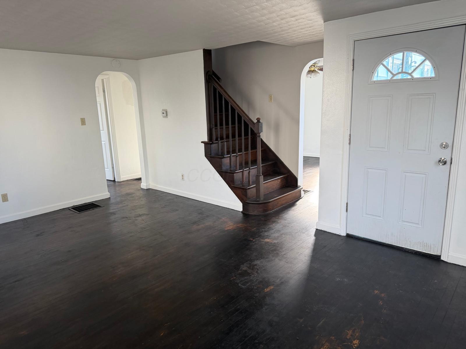 112 Valleyview Drive