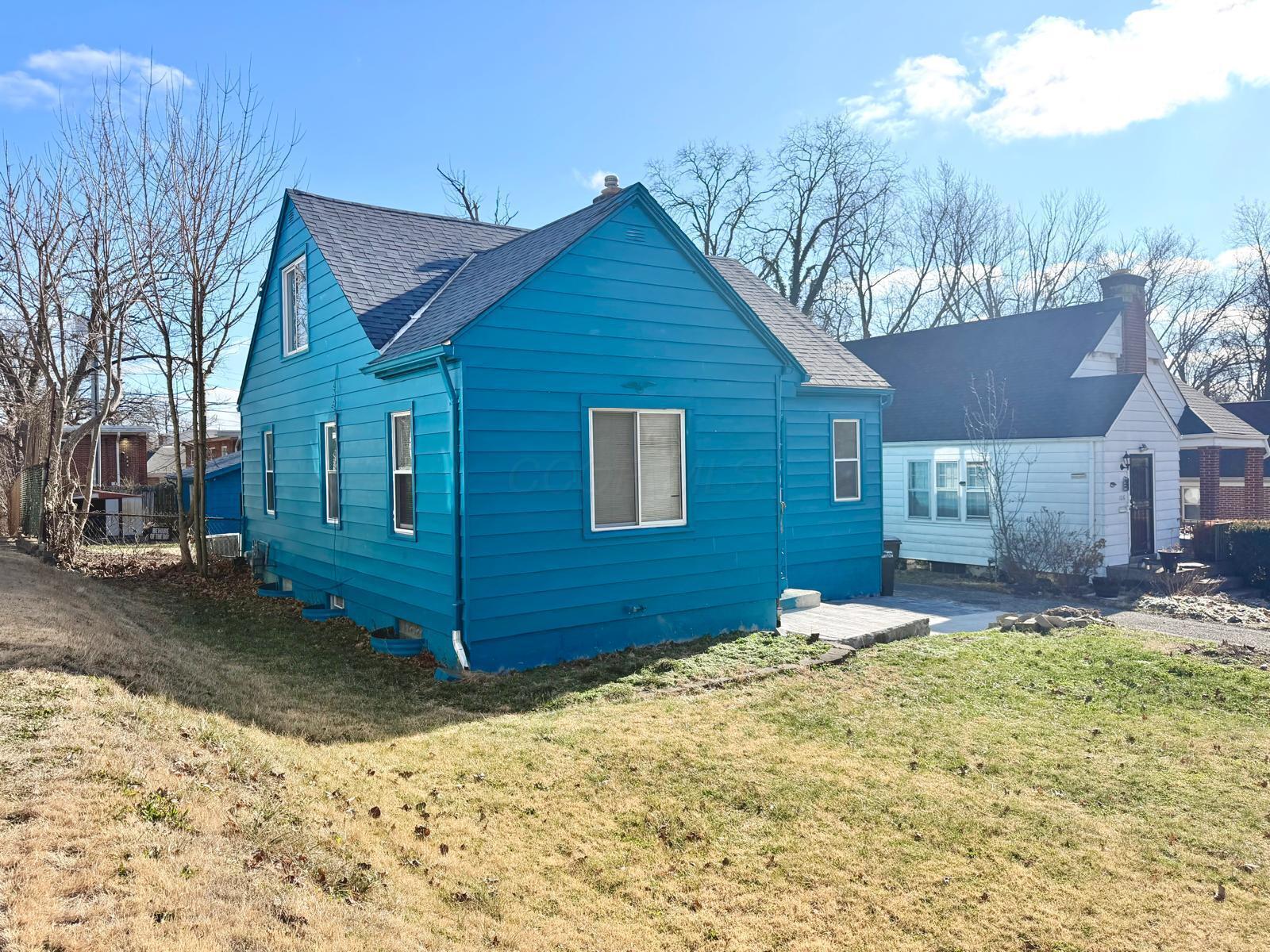 112 Valleyview Drive