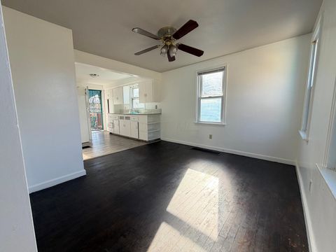 Tiny photo for 112 Valleyview Drive, Dayton, OH 45405 (MLS # 226003151)