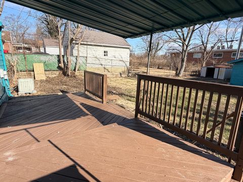 Tiny photo for 112 Valleyview Drive, Dayton, OH 45405 (MLS # 226003151)