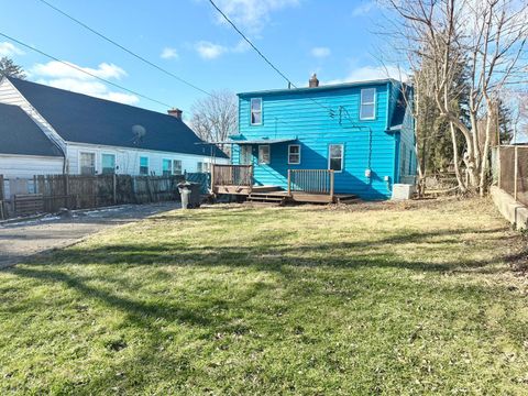 Tiny photo for 112 Valleyview Drive, Dayton, OH 45405 (MLS # 226003151)