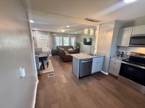 Tiny photo for 745 Pierce Avenue, Columbus, OH 43213 (MLS # 225042120)