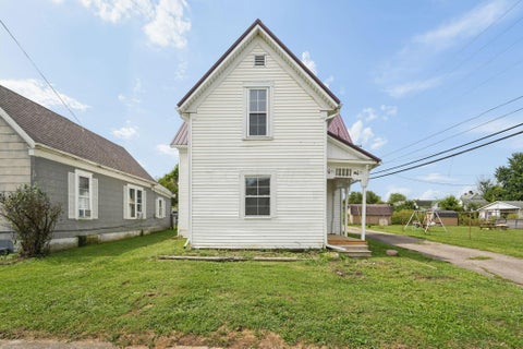 Tiny photo for 524 N 4th Street, Greenfield, OH 45123 (MLS # 226035232)