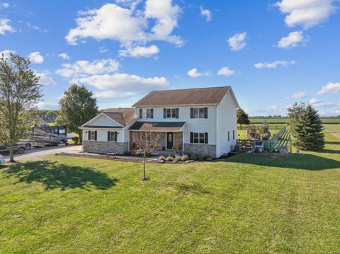 Homes For Sale - 5231 Ashville-fairfield Road<br/> Ashville, OH 43103