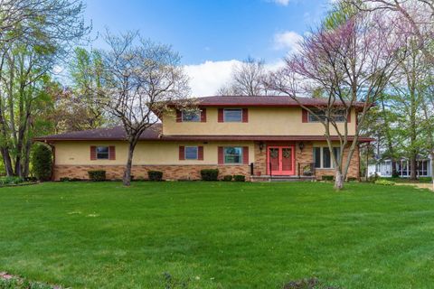 Photo of 3561 Kingsway Drive, Columbus, OH 43221 (MLS # 226012480)
