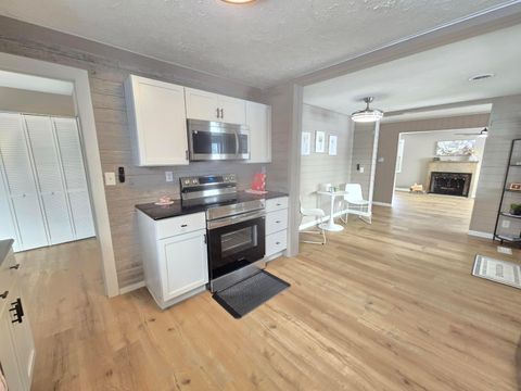 Tiny photo for 601 Portland Way N, Galion, OH 44833 (MLS # 226002883)