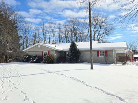 Photo of 601 Portland Way N, Galion, OH 44833 (MLS # 226002883)