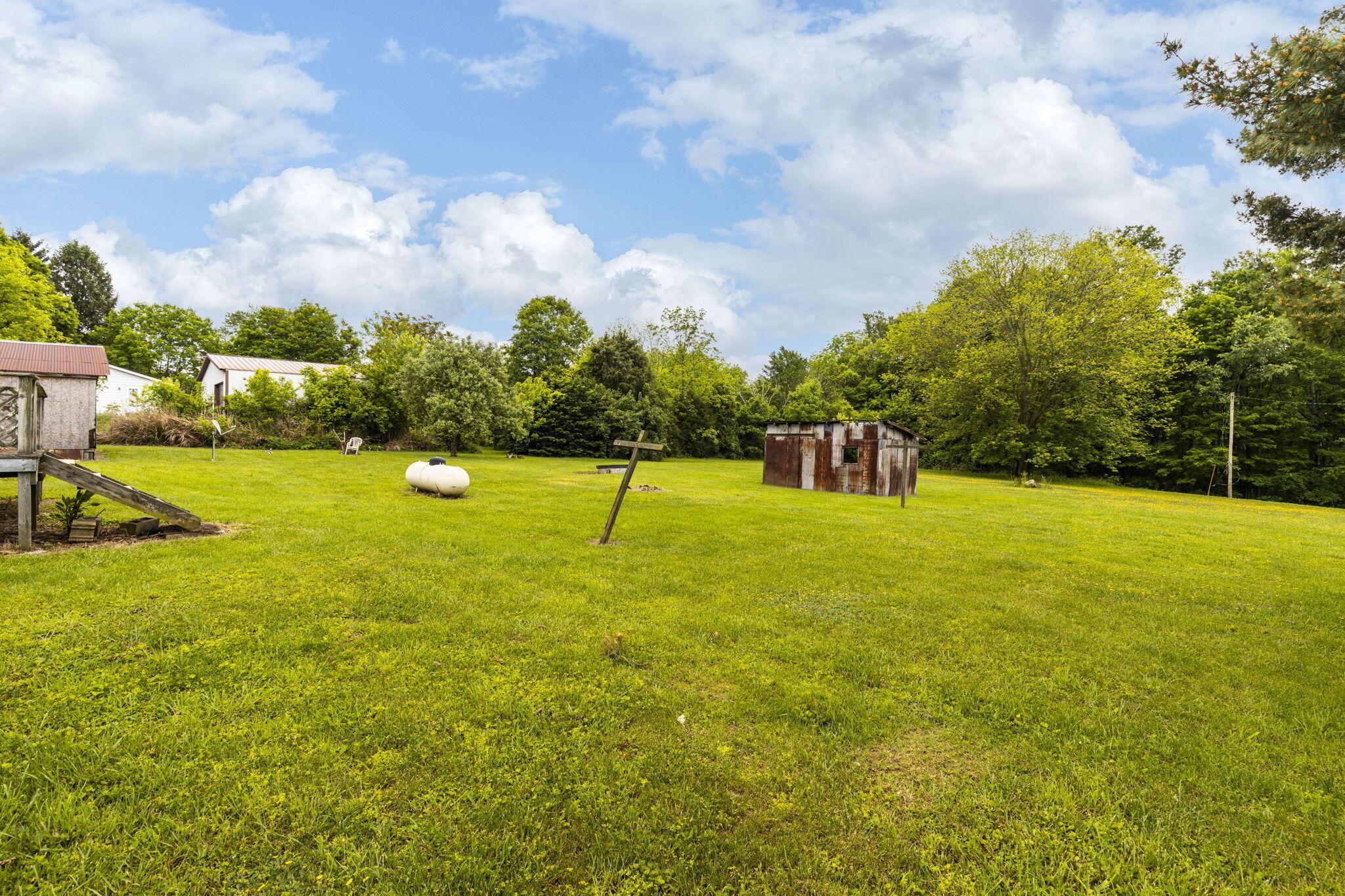 11095 High Point Road, Thornville, Ohio image 32