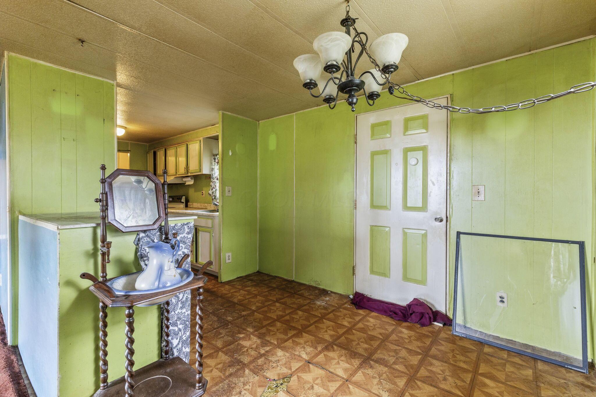 11095 High Point Road, Thornville, Ohio image 11