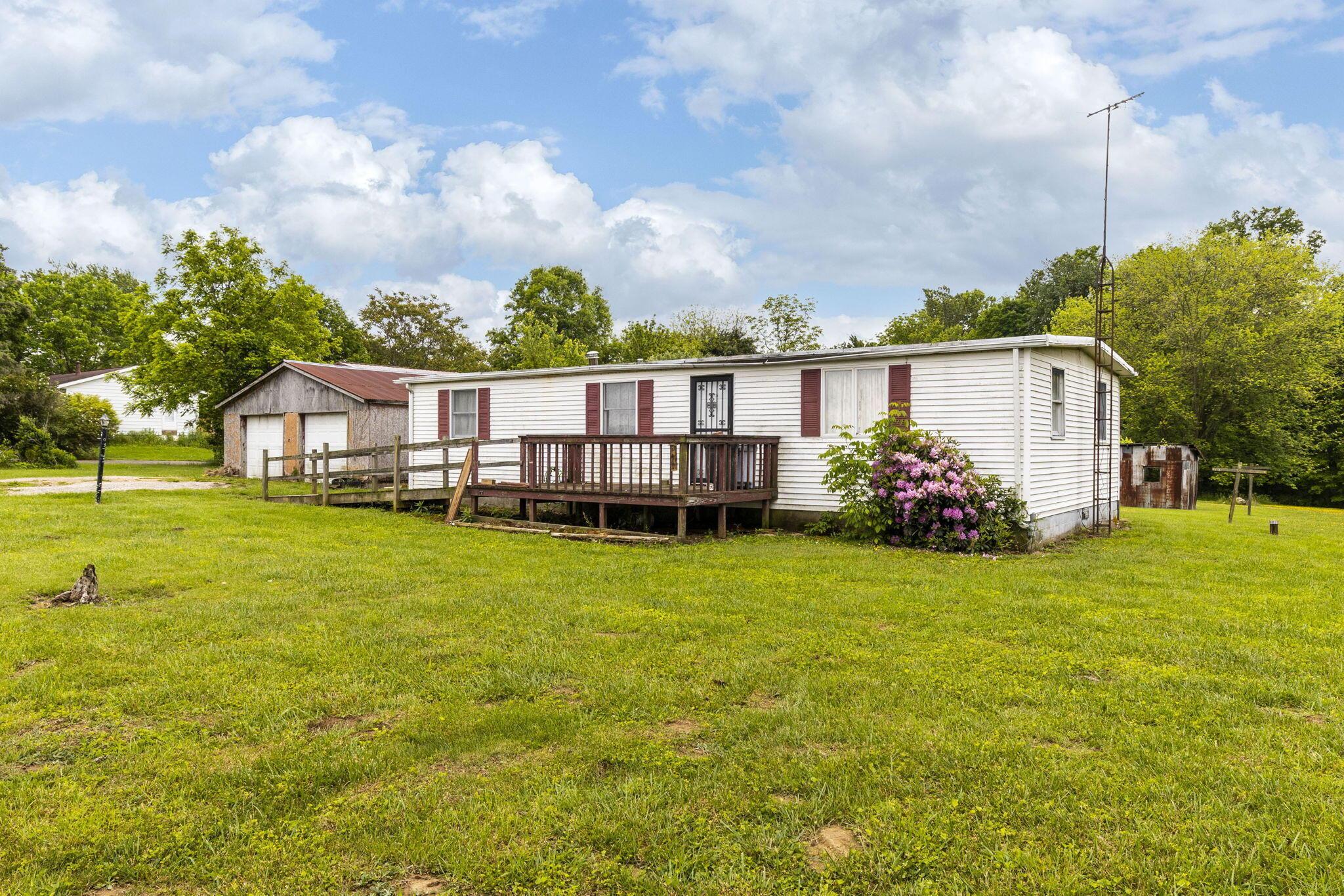 11095 High Point Road, Thornville, Ohio image 5