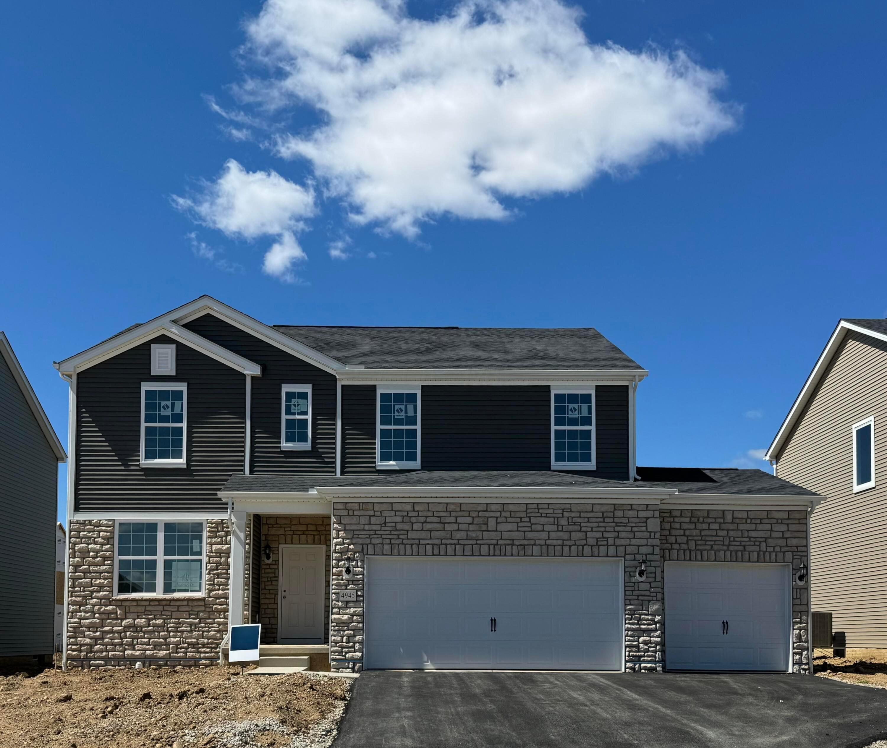 View Lockbourne, OH 43137 house