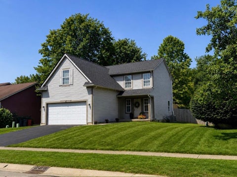 Photo of 342 Shawnee Loop S, Pataskala, OH 43062 (MLS # 226025022)