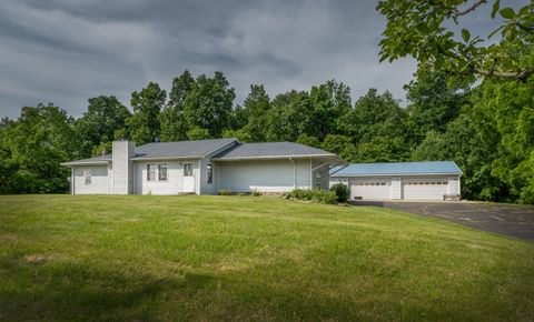 Photo of 12345 Pleasant Valley Road NE, Utica, OH 43080 (MLS # 226021538)
