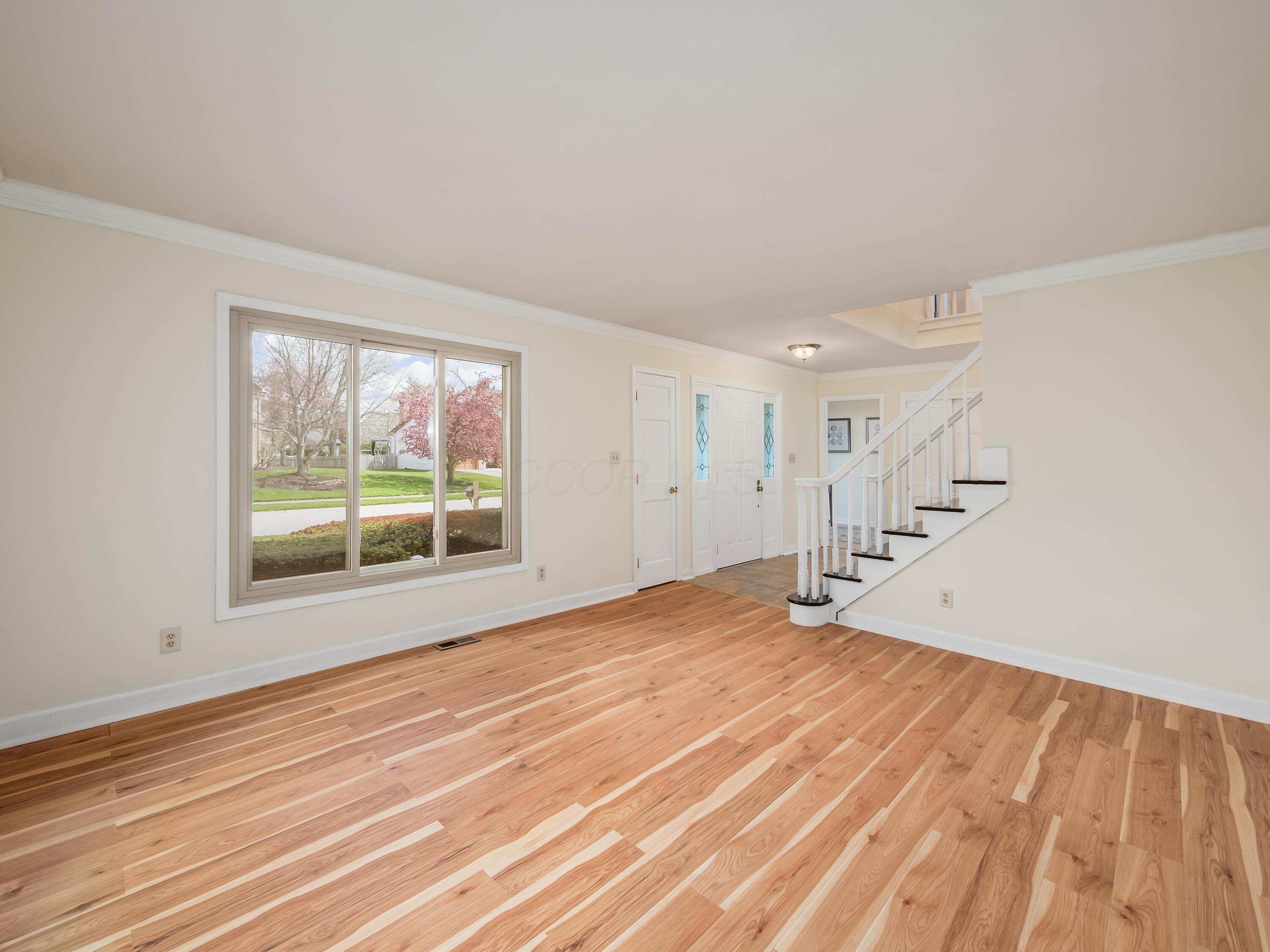 327 Whetstone Drive W