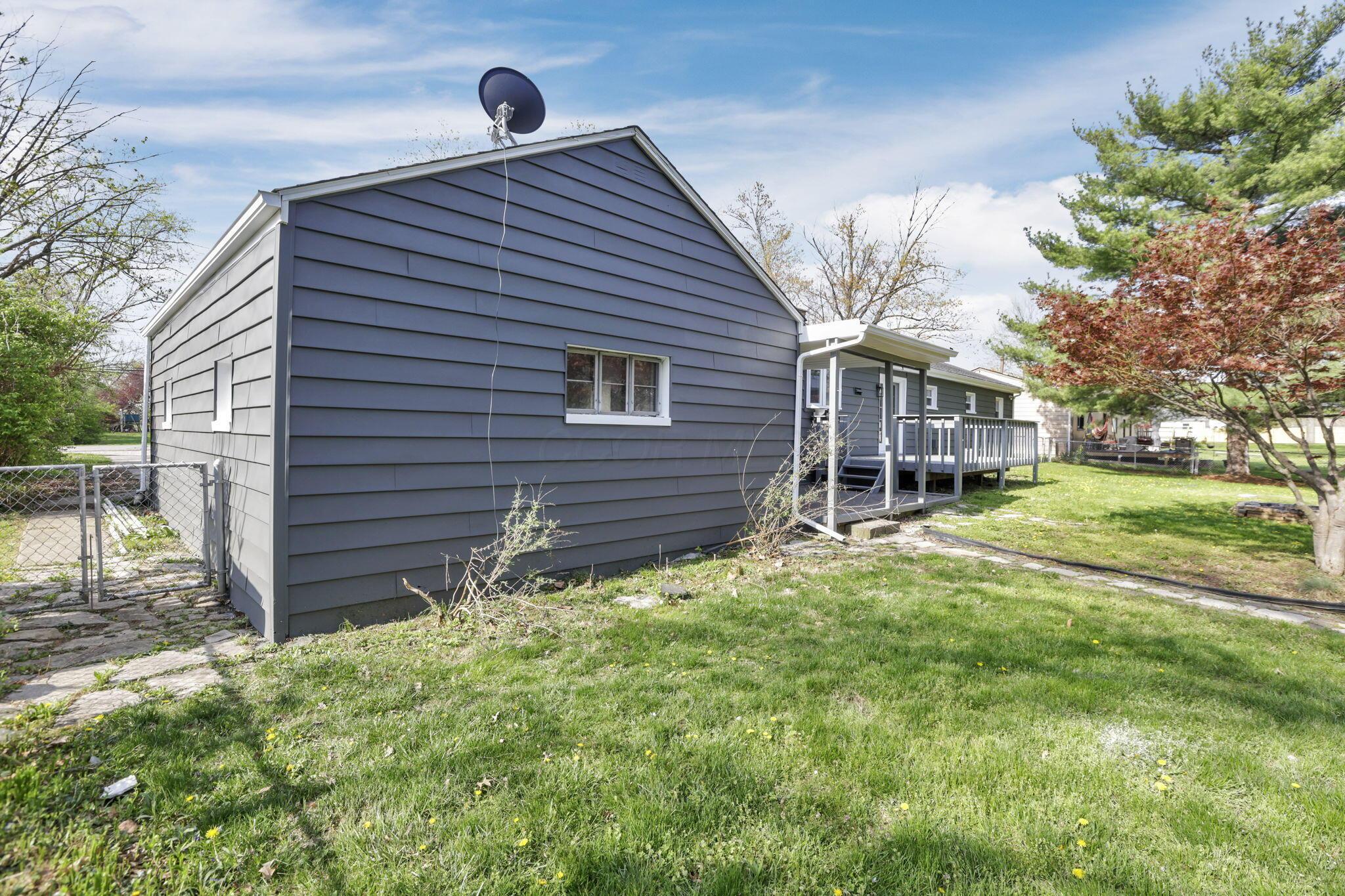 2340 Charlemagne Street, Grove City, Ohio image 41