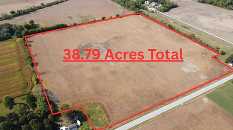 Photo of 0 State Route 590, Fremont, OH 43420 (MLS # 225037881)