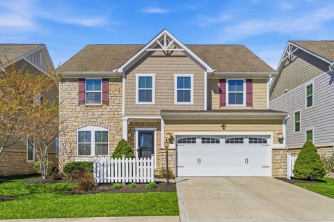 Photo of 7909 Melrue Court 21 #21, Dublin, OH 43016 (MLS # 226011019)