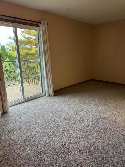 Tiny photo for 5885 Beechcroft Road 218 #218, Columbus, OH 43229 (MLS # 226039233)