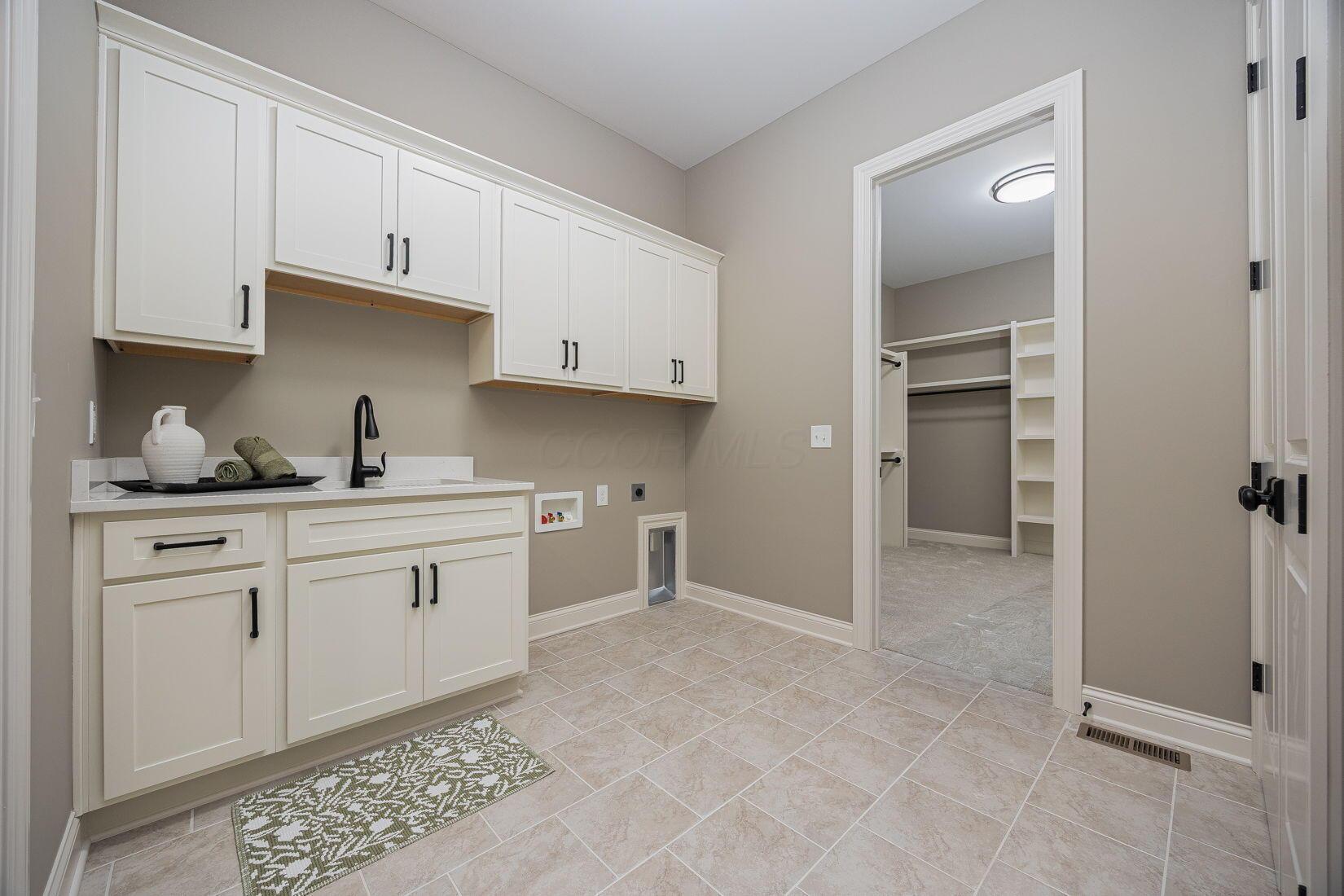 10575 Red Fir Court, Plain City, Ohio image 35