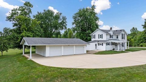 Tiny photo for 4461 New Carlisle Pike, Springfield, OH 45504 (MLS # 226001796)