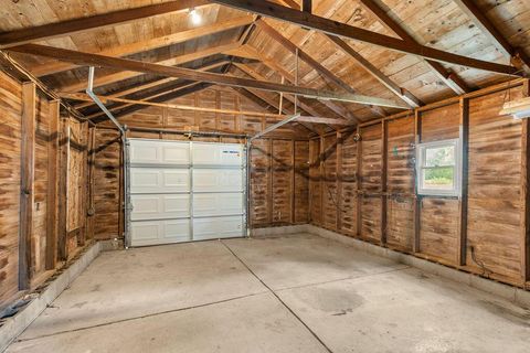 Tiny photo for 4461 New Carlisle Pike, Springfield, OH 45504 (MLS # 226001796)