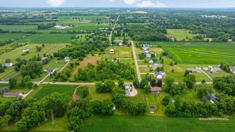 Tiny photo for 4461 New Carlisle Pike, Springfield, OH 45504 (MLS # 226001796)