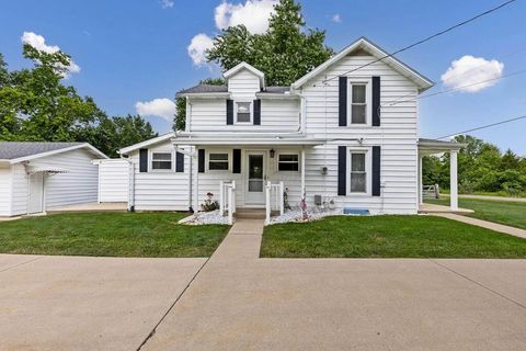 Tiny photo for 4461 New Carlisle Pike, Springfield, OH 45504 (MLS # 226001796)