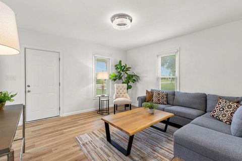 Tiny photo for 4461 New Carlisle Pike, Springfield, OH 45504 (MLS # 226001796)