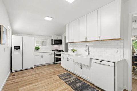 Tiny photo for 4461 New Carlisle Pike, Springfield, OH 45504 (MLS # 226001796)