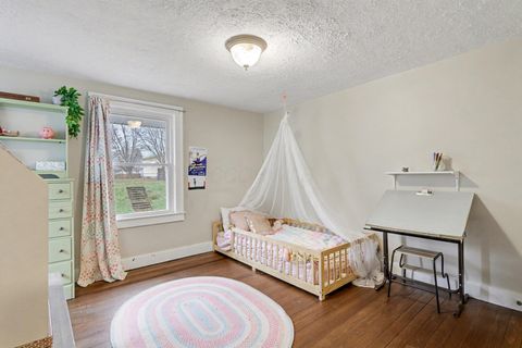 Tiny photo for 84 N Fulton Avenue, Newark, OH 43055 (MLS # 225044244)