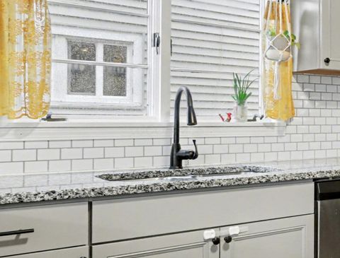 Tiny photo for 84 N Fulton Avenue, Newark, OH 43055 (MLS # 225044244)