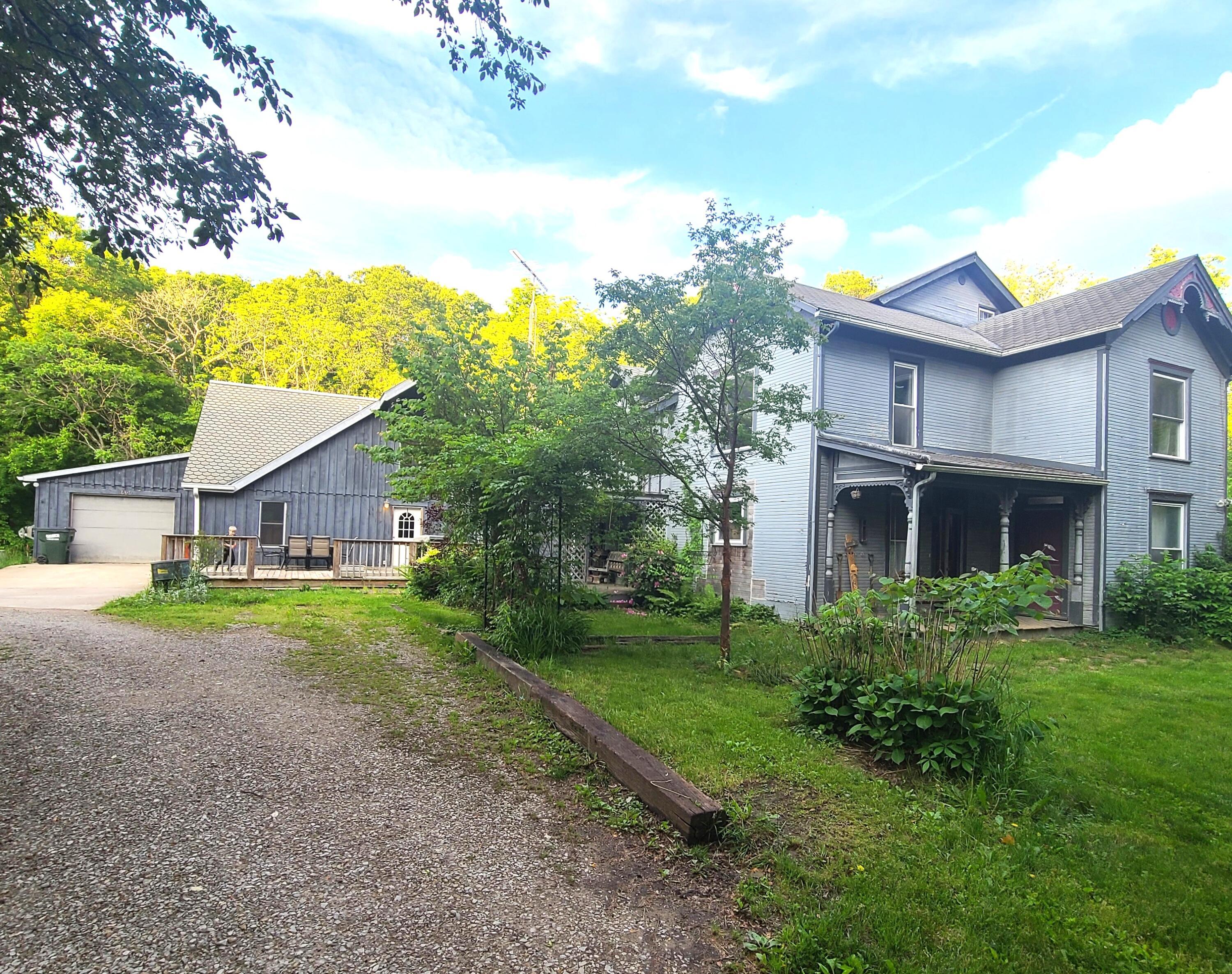 3890 Pert Hill Road, Hopewell, Ohio image 1