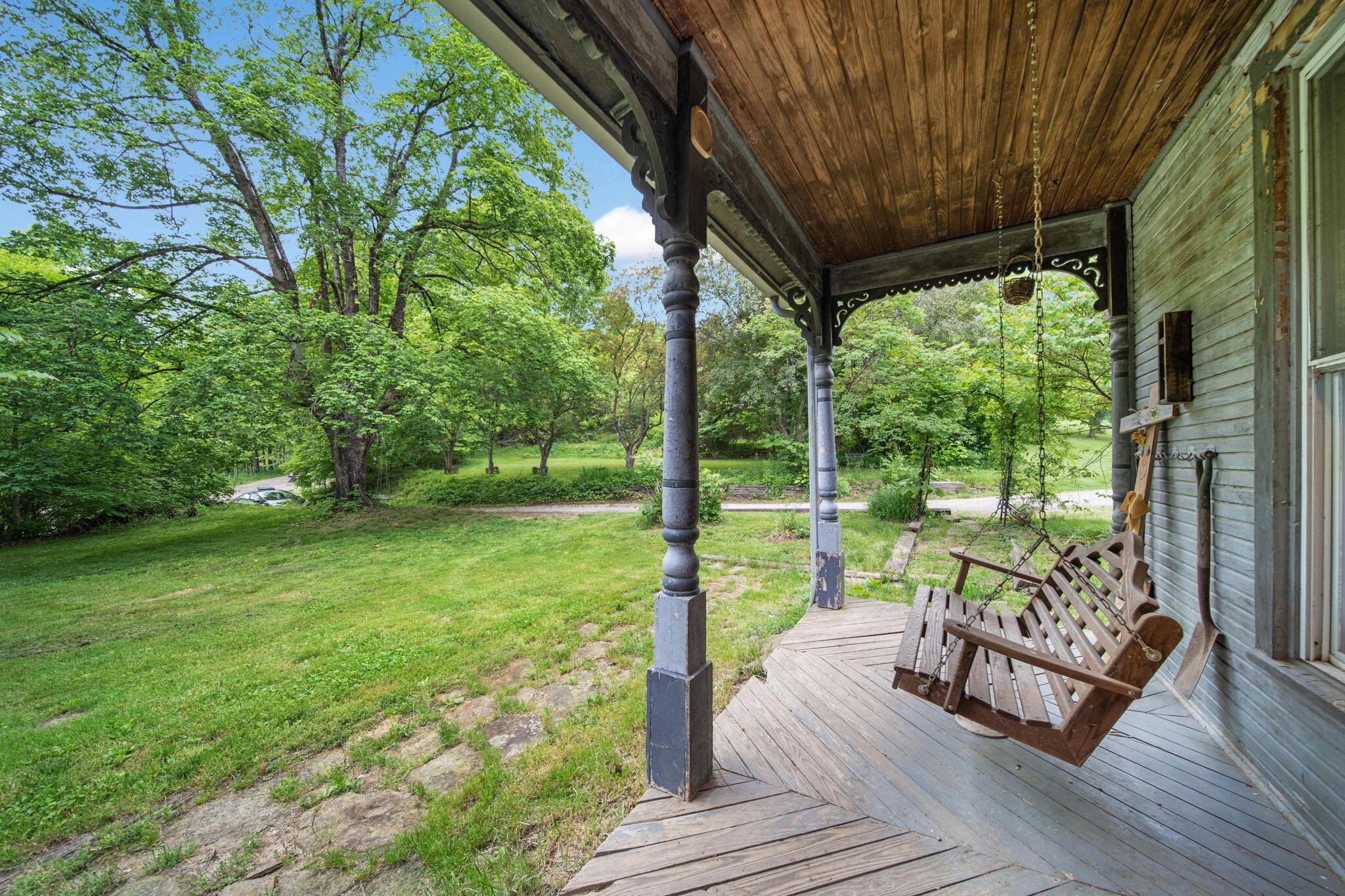 3890 Pert Hill Road, Hopewell, Ohio image 10