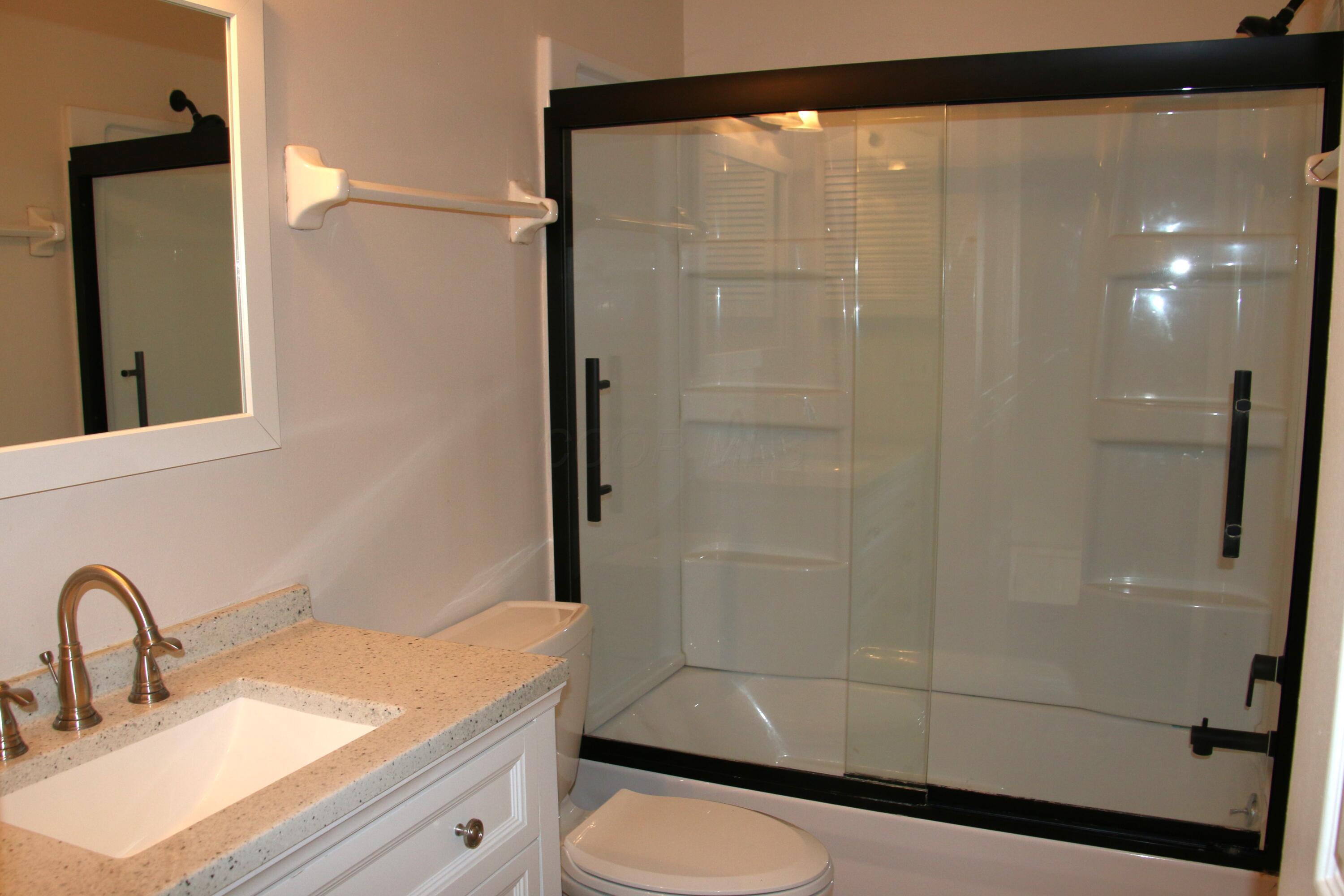 Hilliard, Ohio 43026, United States, 2 Bedrooms Bedrooms, ,2 BathroomsBathrooms,Residential,Active,224081