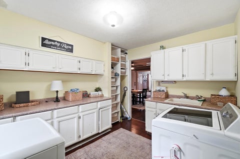 Tiny photo for 7456 New Albany Condit Road, New Albany, OH 43054 (MLS # 226034781)
