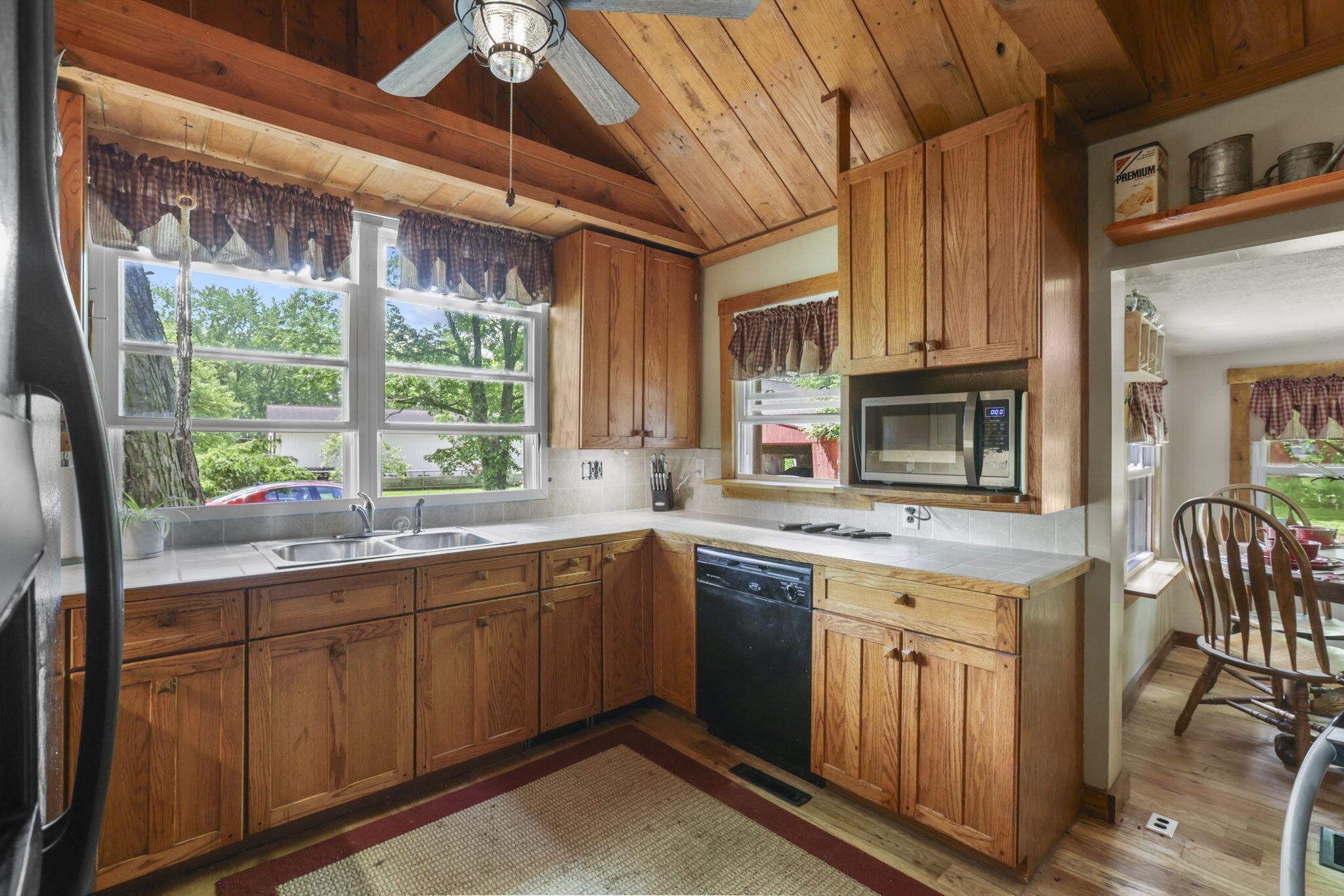 3388 Outville Road, Granville, Ohio image 23