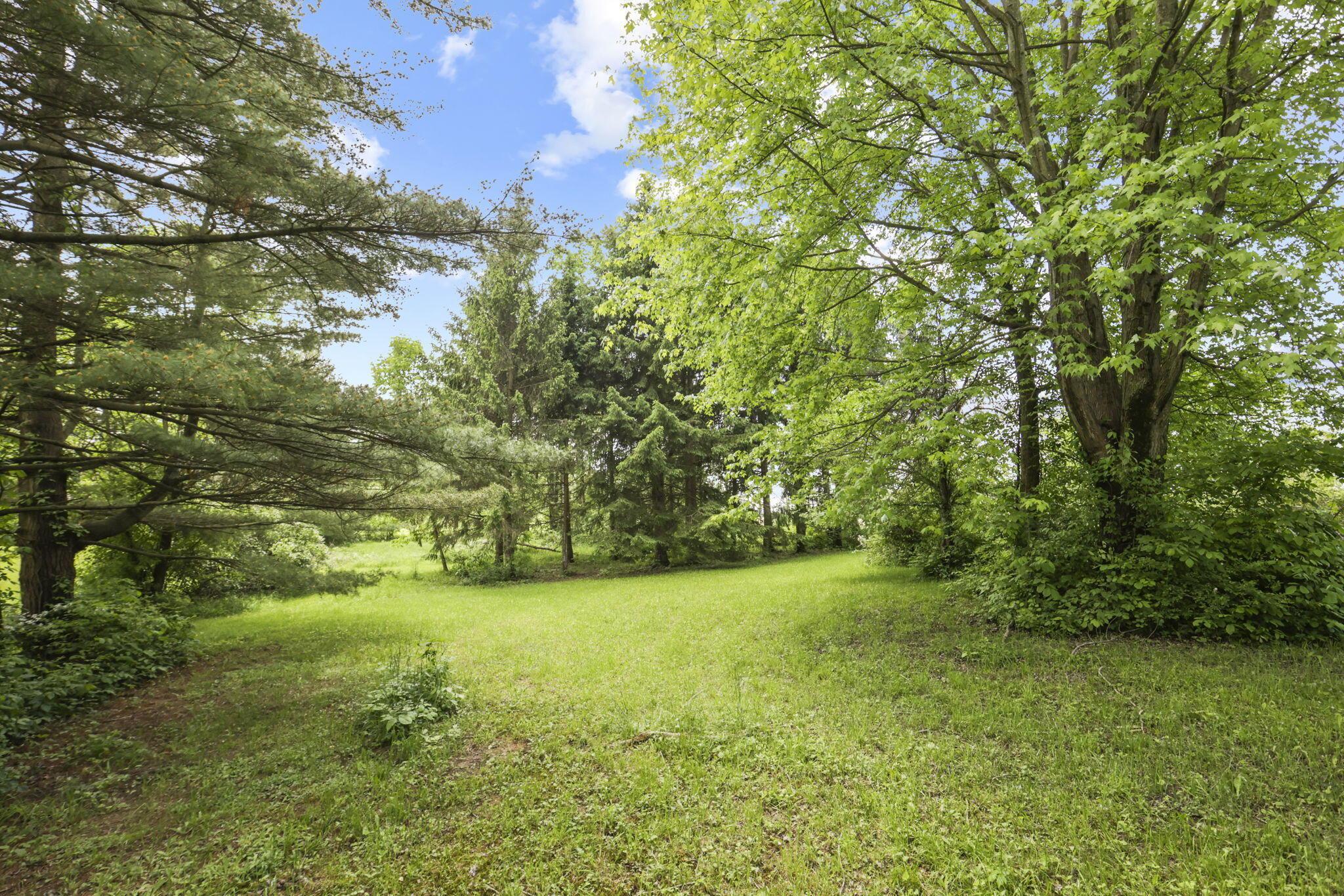 3388 Outville Road, Granville, Ohio image 1