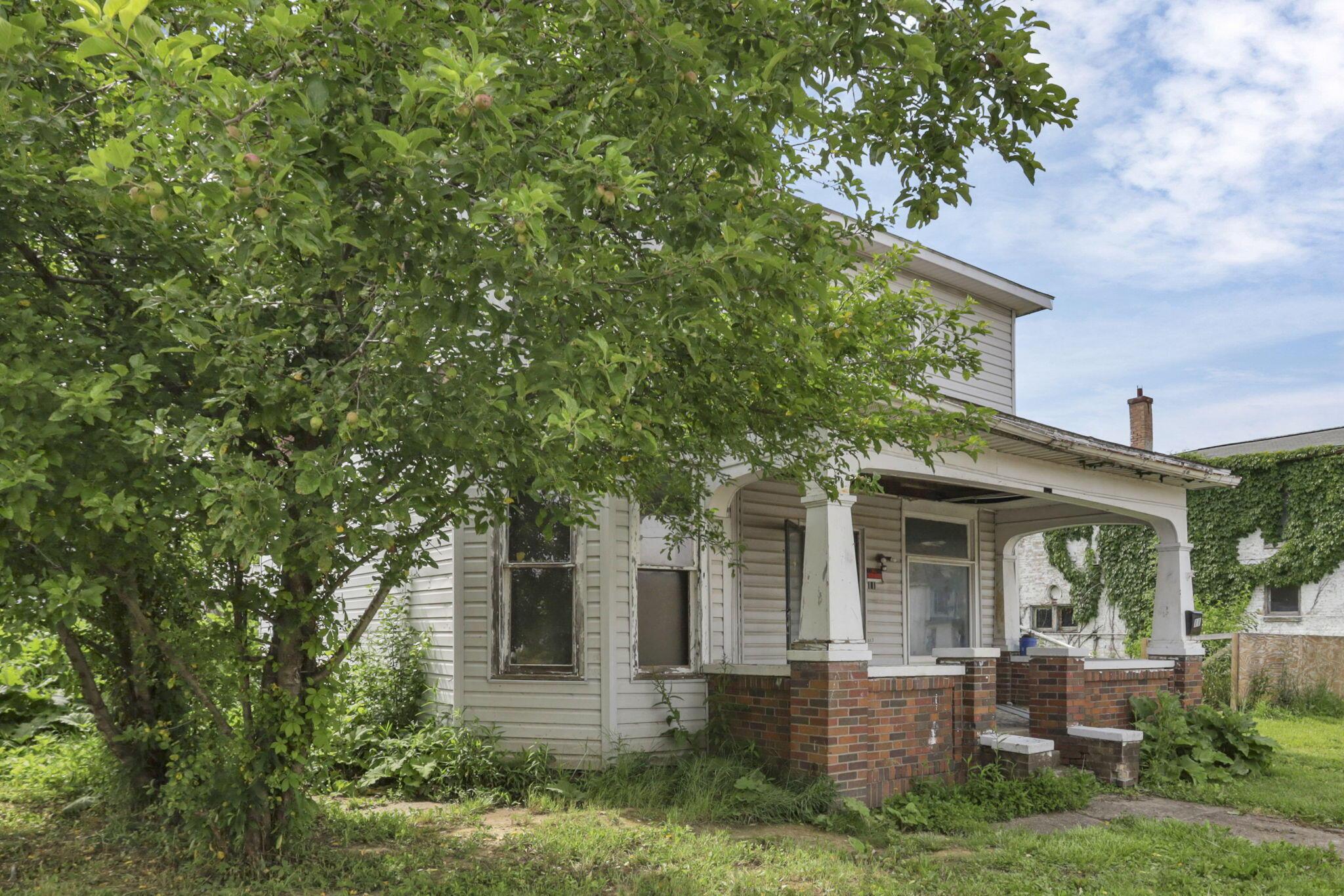 11 N Main Street, Roseville, Ohio image 3