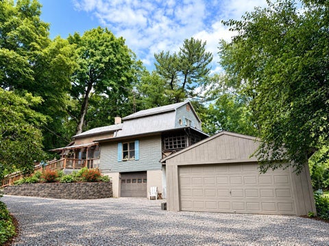 Homes For Sale - 1500 N Market Street<br/> Galion, OH 44833