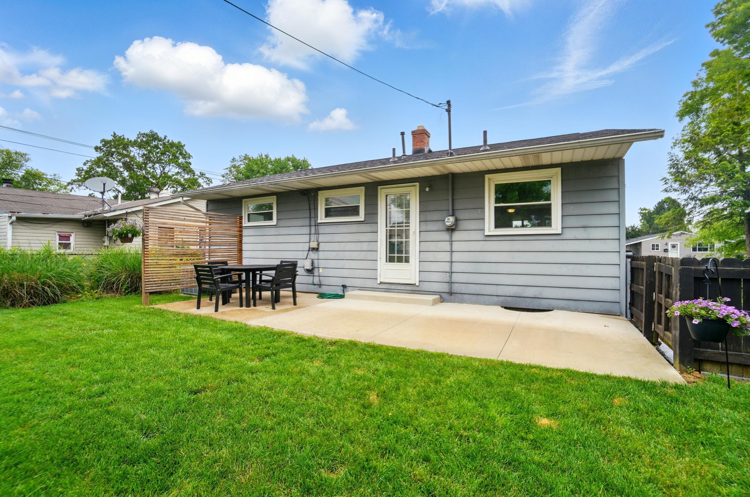 4189 Beechgrove Drive, Grove City, Ohio image 34