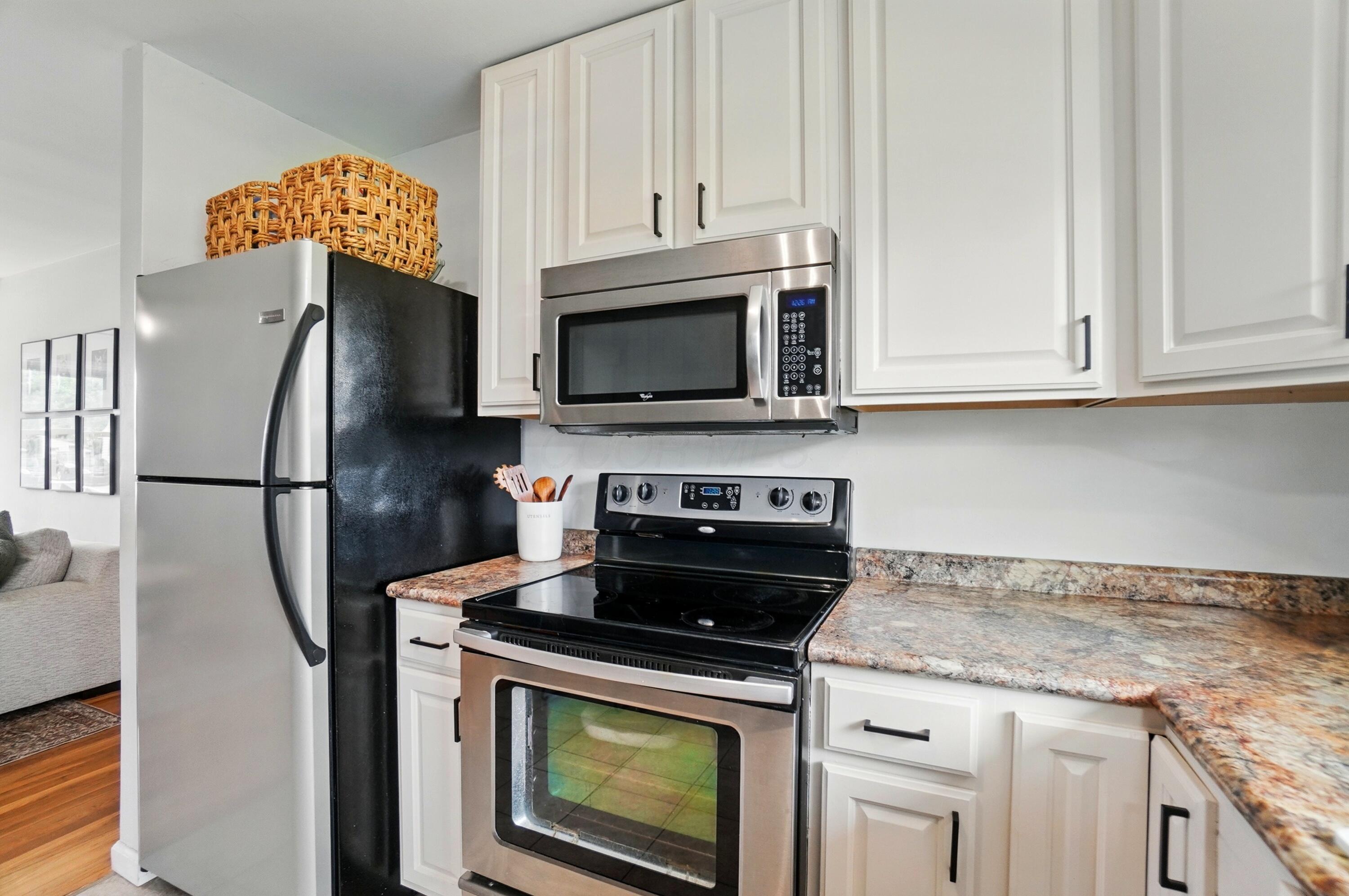 4189 Beechgrove Drive, Grove City, Ohio image 15