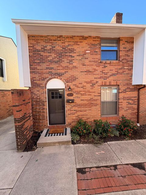 Photo of 1835 Willoway Circle N, Columbus, OH 43220 (MLS # 225041818)