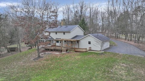 Tiny photo for 410 Fern Hill Drive, Granville, OH 43023 (MLS # 225044899)