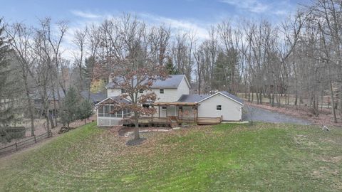 Tiny photo for 410 Fern Hill Drive, Granville, OH 43023 (MLS # 225044899)