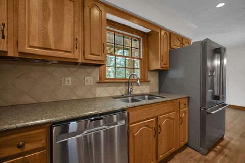 Tiny photo for 410 Fern Hill Drive, Granville, OH 43023 (MLS # 225044899)