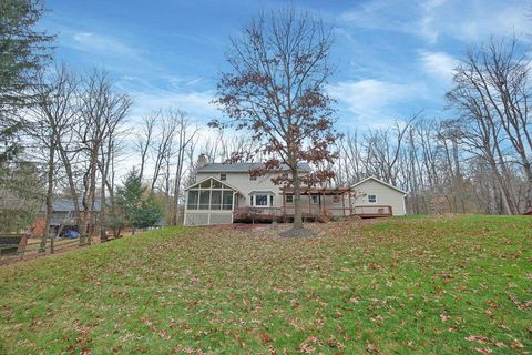 Tiny photo for 410 Fern Hill Drive, Granville, OH 43023 (MLS # 225044899)