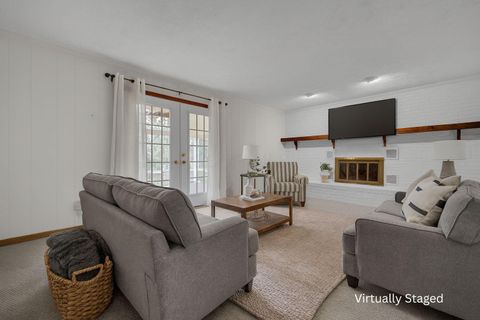 Tiny photo for 410 Fern Hill Drive, Granville, OH 43023 (MLS # 225044899)