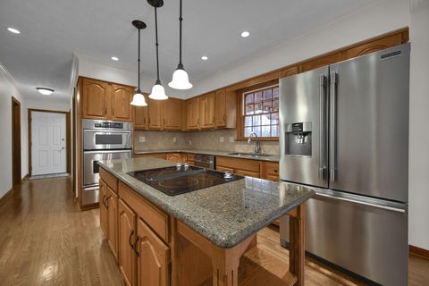 Tiny photo for 410 Fern Hill Drive, Granville, OH 43023 (MLS # 225044899)